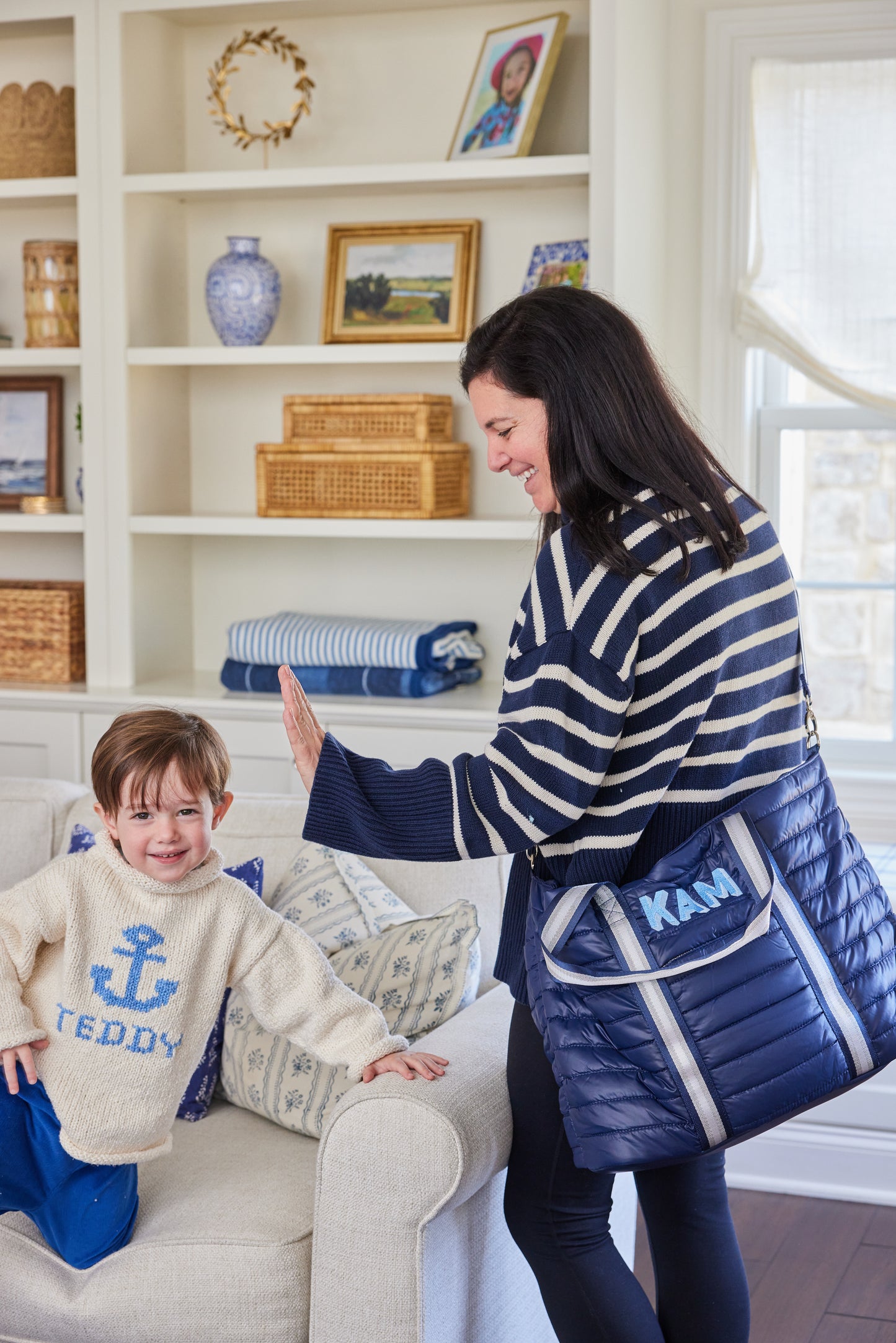 TRAVEL PUFFER TOTE